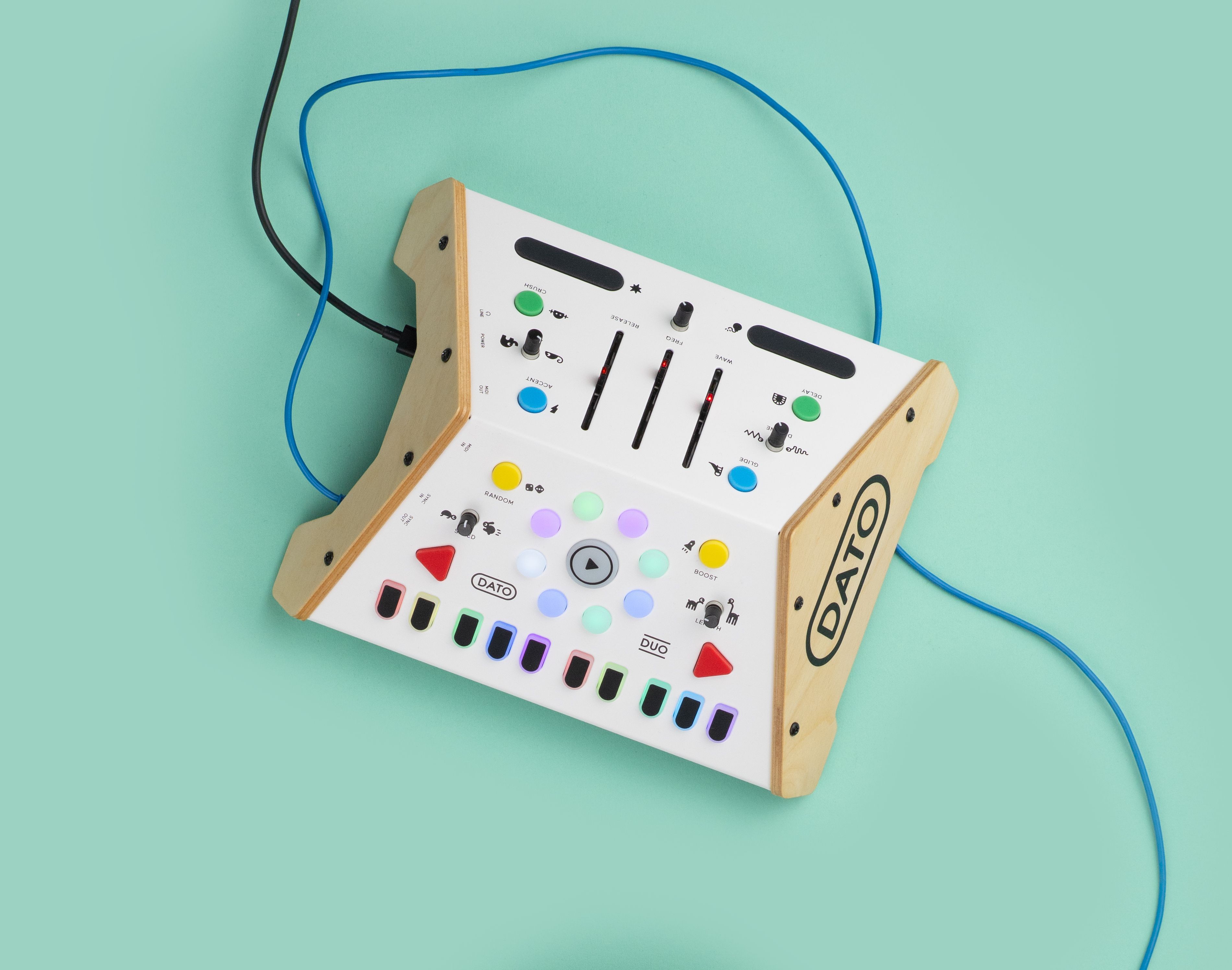 Dato DUO synthesizer
